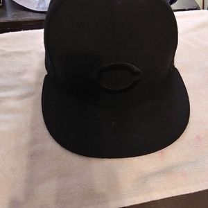 Mens fitted hat